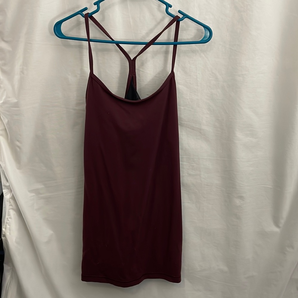 Lululemon top